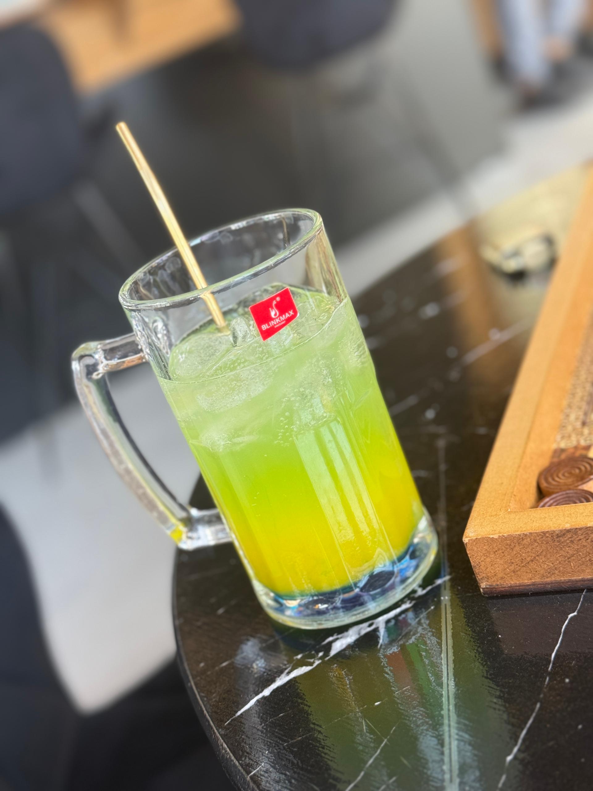 عکس کافی شاپ دیاکو