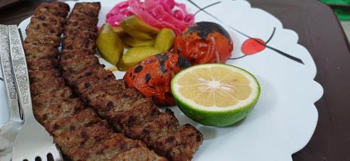 عکس غذاخوری امیرخان