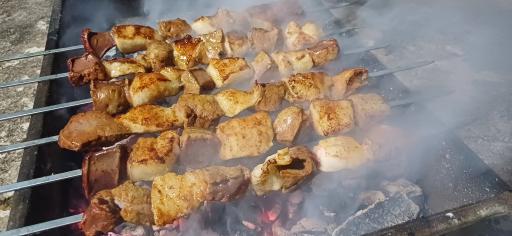 عکس غذاخوری امیرخان