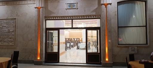 عکس تالار و رستوران شب نشین 