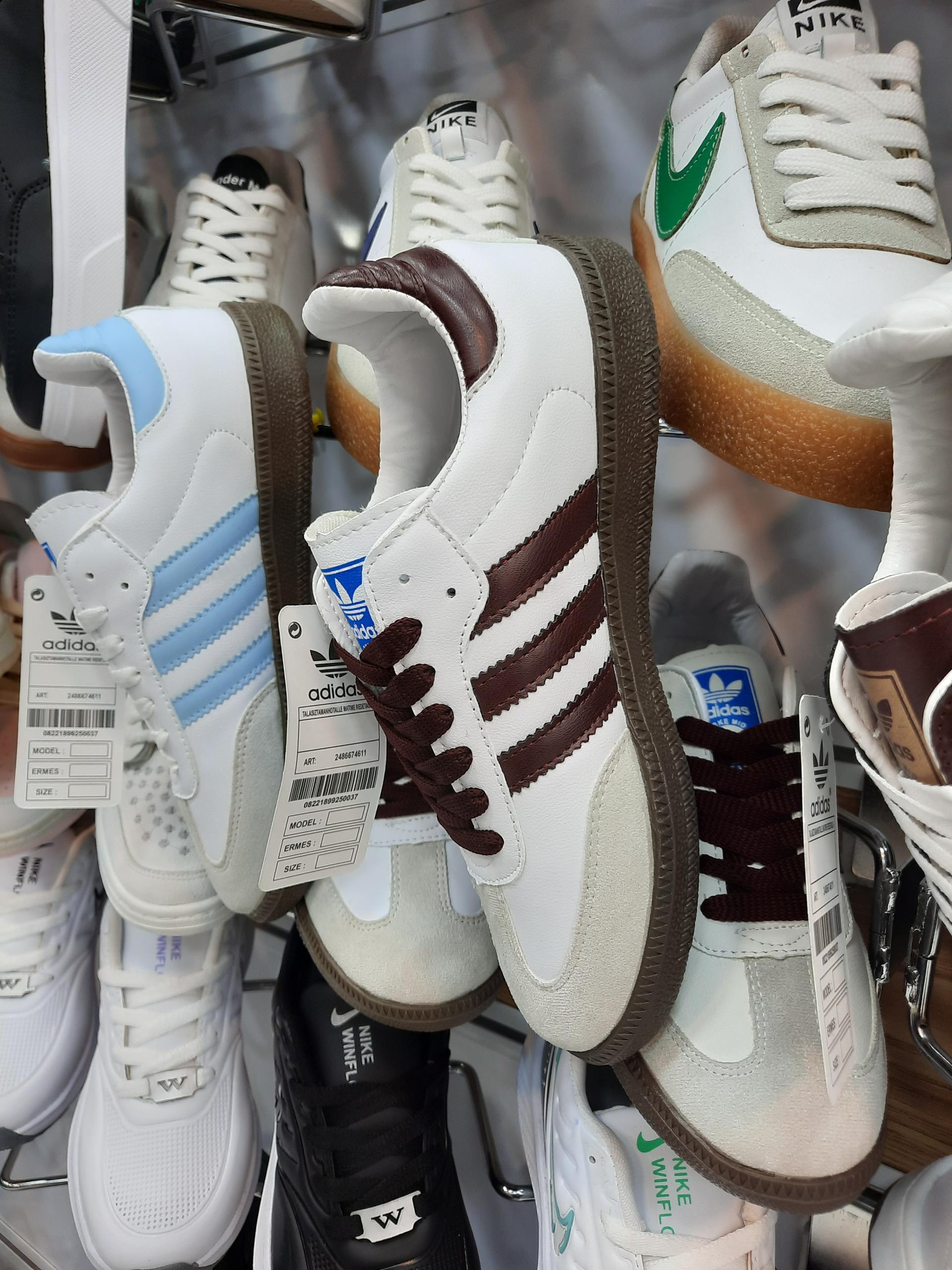 عکس کفش ستاره