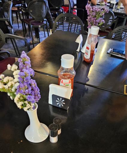 عکس نقطه سفید  (شهرک غرب)