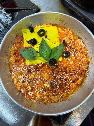 عکس صبحانه و دیزی سرا آفتاب گردان
