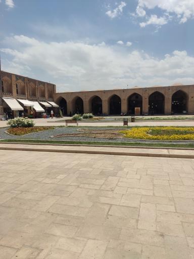 عکس میدان گنجعلیخان