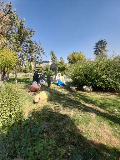 عکس بوستان اشرفی اصفهانی