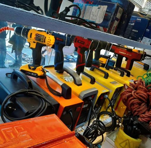 عکس ابزار فروشی حب نقی