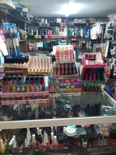 عکس آرایشی و بهداشتی آتوسا