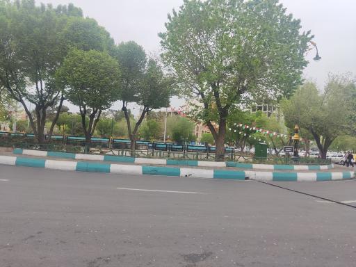 عکس میدان مدرس