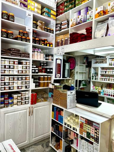 عکس عطاری طاهر