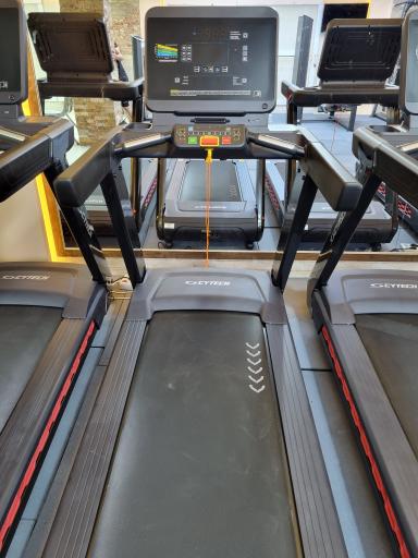 عکس آکادمی بهزاد عدالت