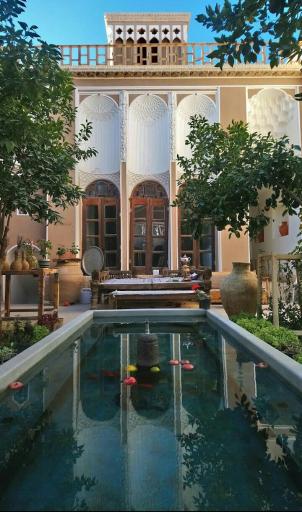 عکس کافی‌شاپ و خانه بومگردی باران