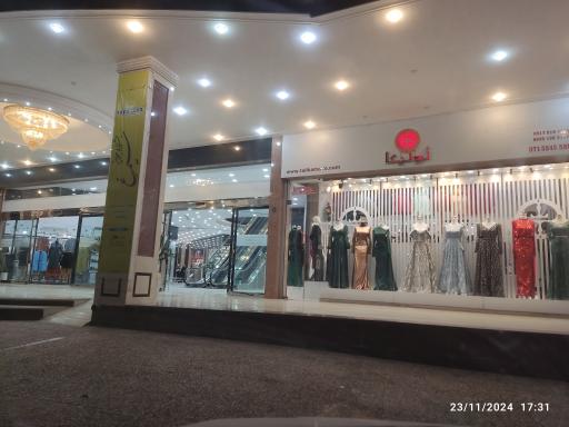 عکس مجتمع تجاری مسکونی سیمرغ