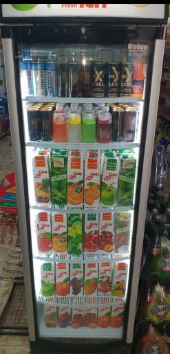 عکس سوپر مارکت تمشک