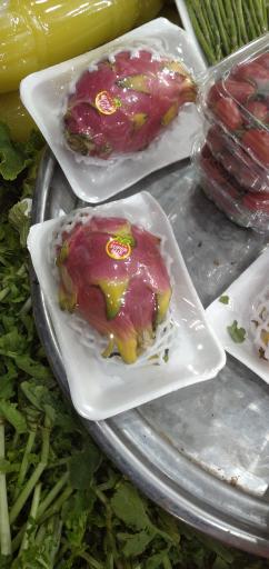 عکس بازار ماهی فروشان