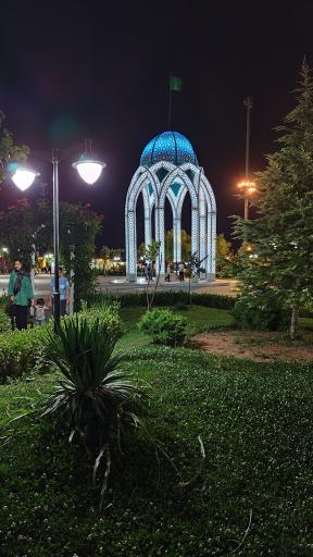 عکس بوستان ارغوان