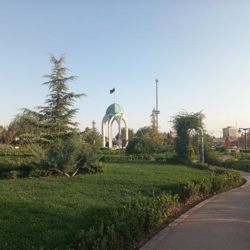 عکس بوستان ارغوان