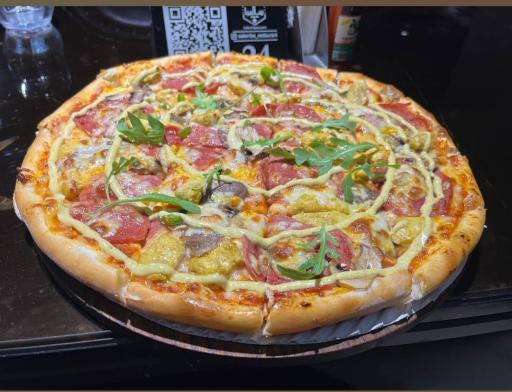 عکس پیتزا دومینوز