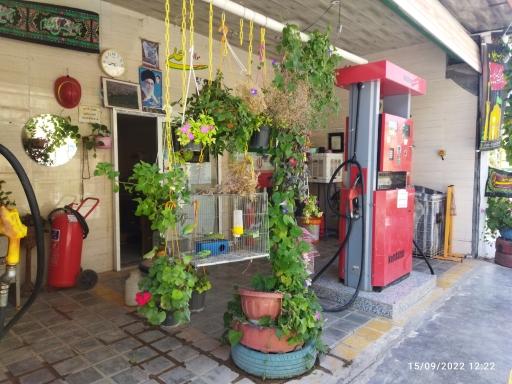 عکس پمپ بنزین ونک