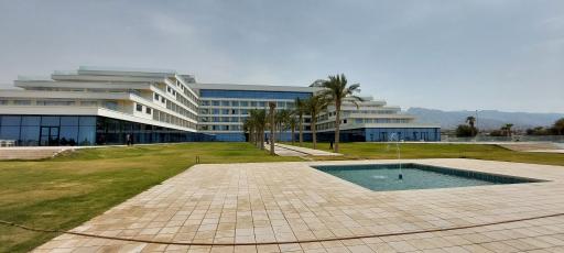 عکس هتل ساحلی نخل کنگان