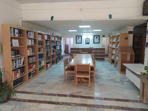 عکس کتابخانه ولی‌عصر
