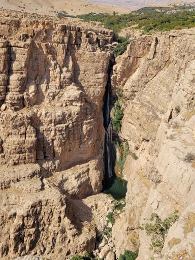 عکس آبشار پیران