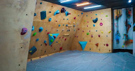 عکس باشگاه سنگنوردی اسپارک 