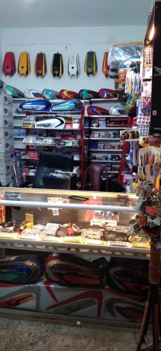 عکس بورس لوازم یدکی و اسپرت موتورسیکلت هندا قوامی