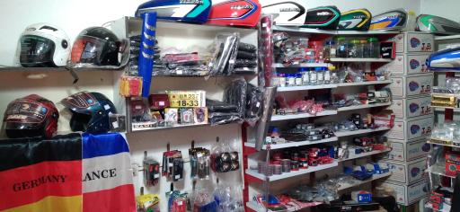 عکس بورس لوازم یدکی و اسپرت موتورسیکلت هندا قوامی