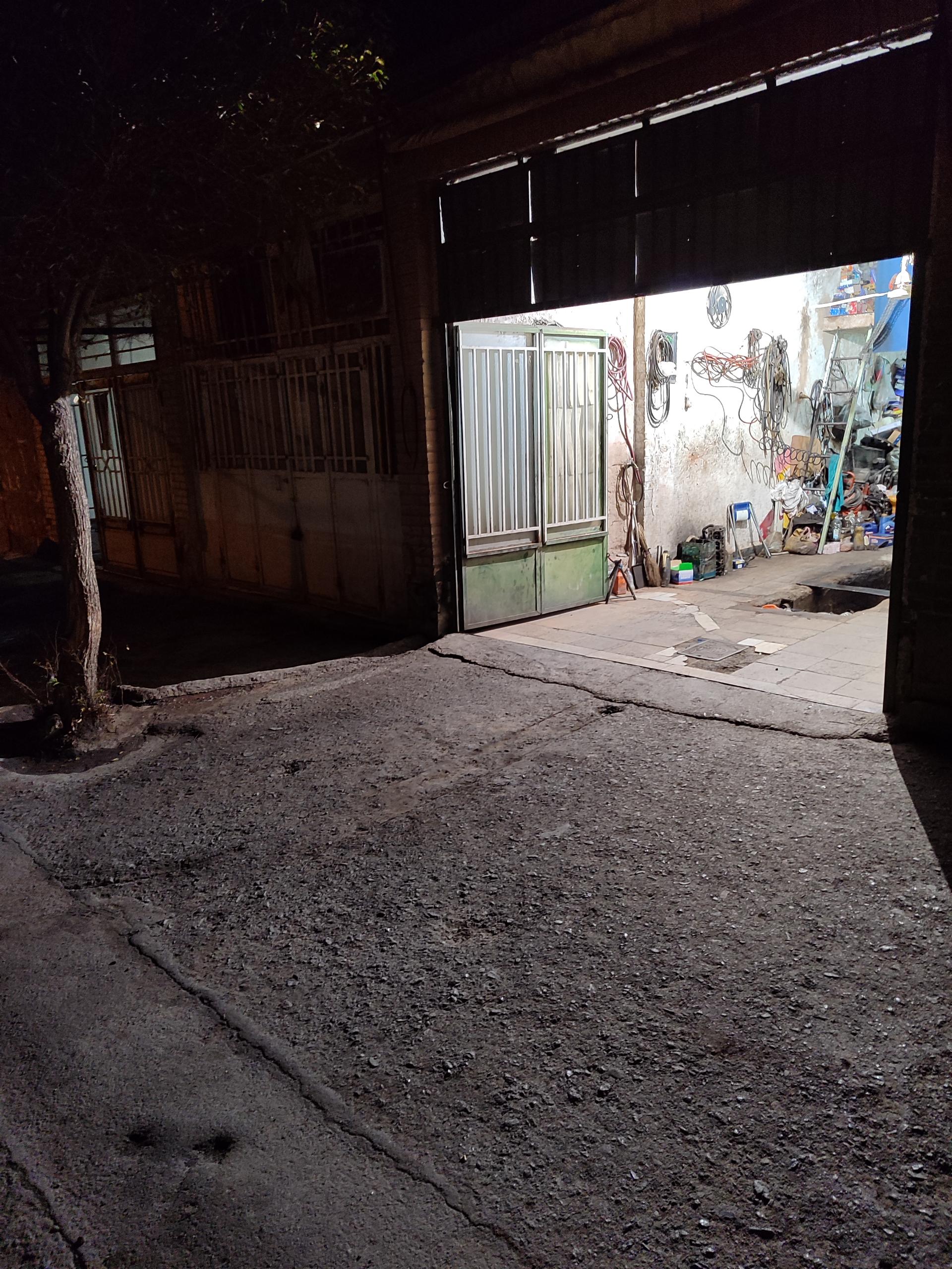 عکس تعمیرگاه اکبری