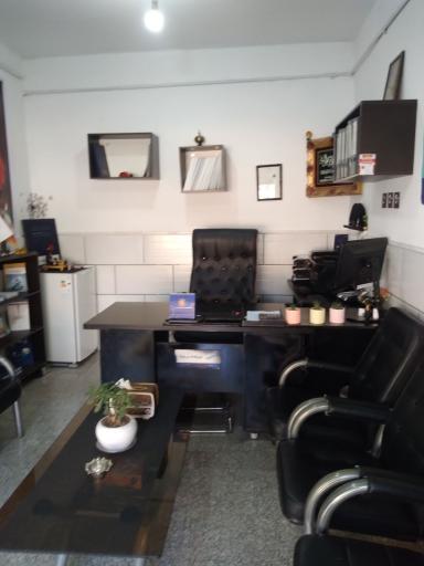 عکس دفتر بیمه سینا