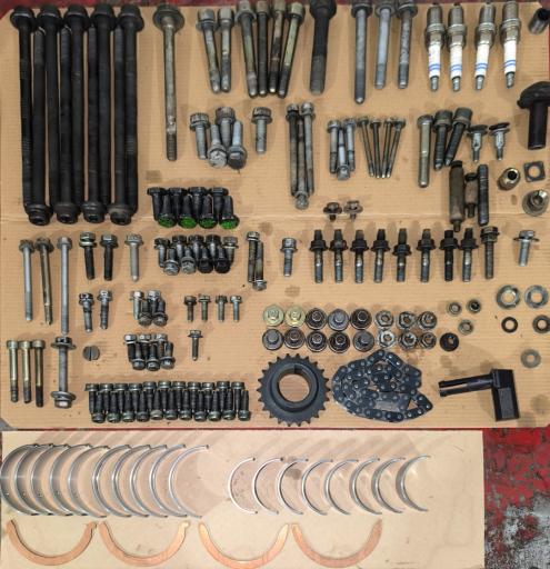 عکس تعمیرگاه مکانیکی پیشرو تکنیک استاد مهدی