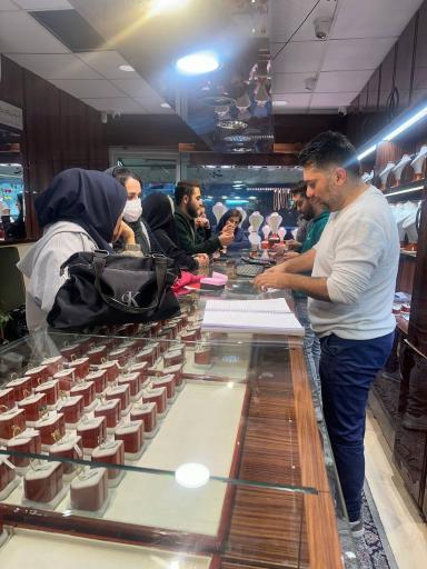 طلا و جواهری ایراندخت