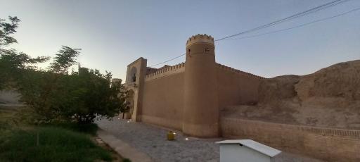 عکس کاروانسرای شاه عباسی میبد