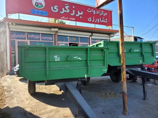 عکس مرکز ادوات کشاورزی برزگری