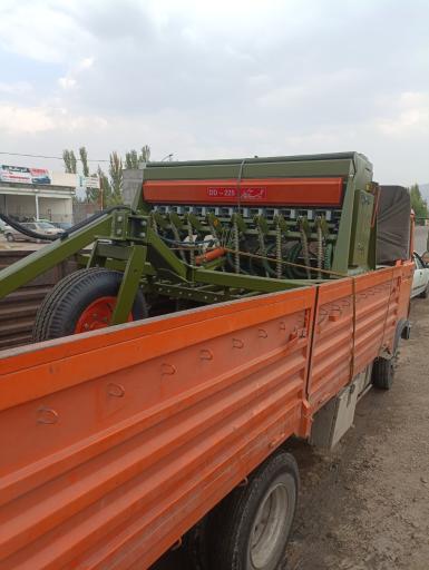 عکس مرکز ادوات کشاورزی برزگری