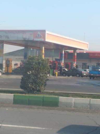 عکس جایگاه سوخت آریا (بنزین)