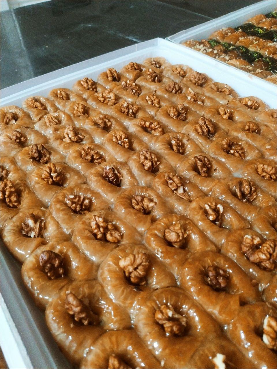 عکس باقلوا پزی نامگیر