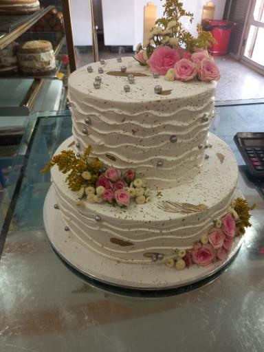 عکس شیرینی سرای رکرکیان