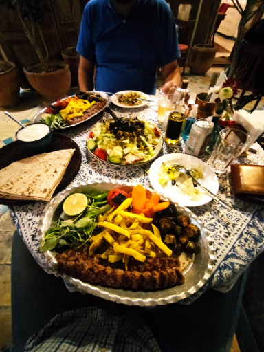 عکس رستوران موسیو آراکل