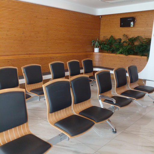 عکس کلینیک شبانه روزی قلب نگار