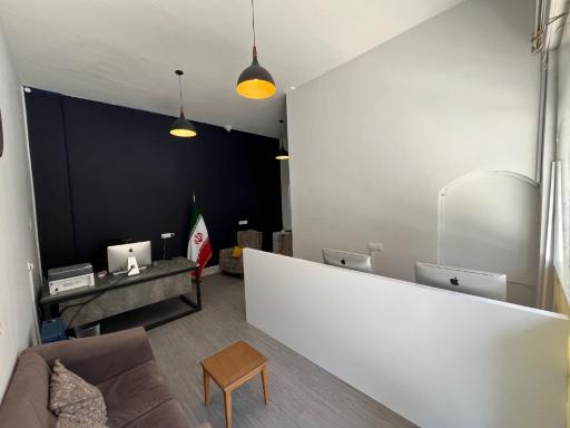 عکس آژانس هواپیمایی و گردشگری پلیکان سفید سیر 