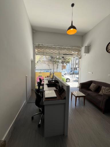 آژانس هواپیمایی و گردشگری پلیکان سفید سیر 