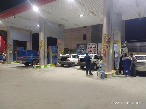 عکس پمپ گاز CNG