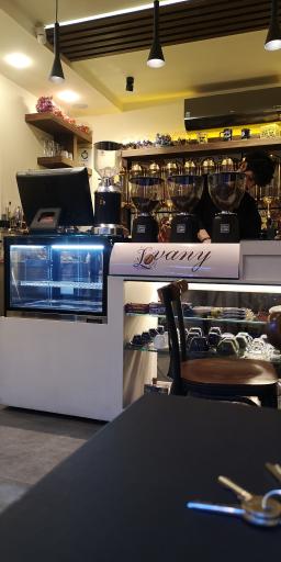 عکس کافه لوانی