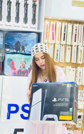 عکس اپل استور انديمشك