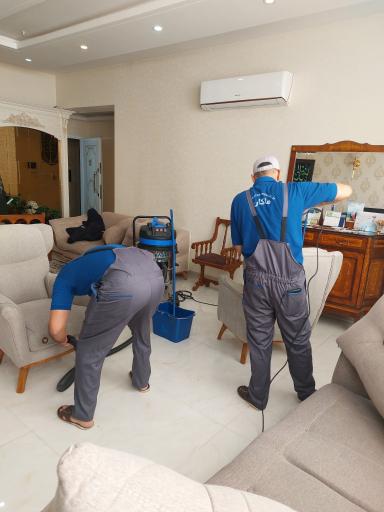 عکس خدمات نظافتی و مبل شویی ماکان