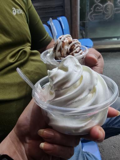 عکس لبنیات بستنی الماس یزد 