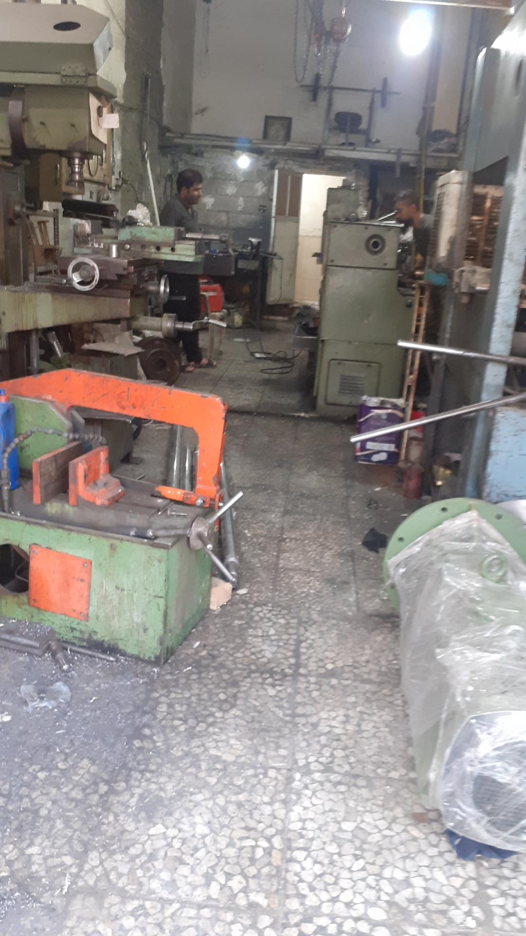 عکس تراشکاری برادران