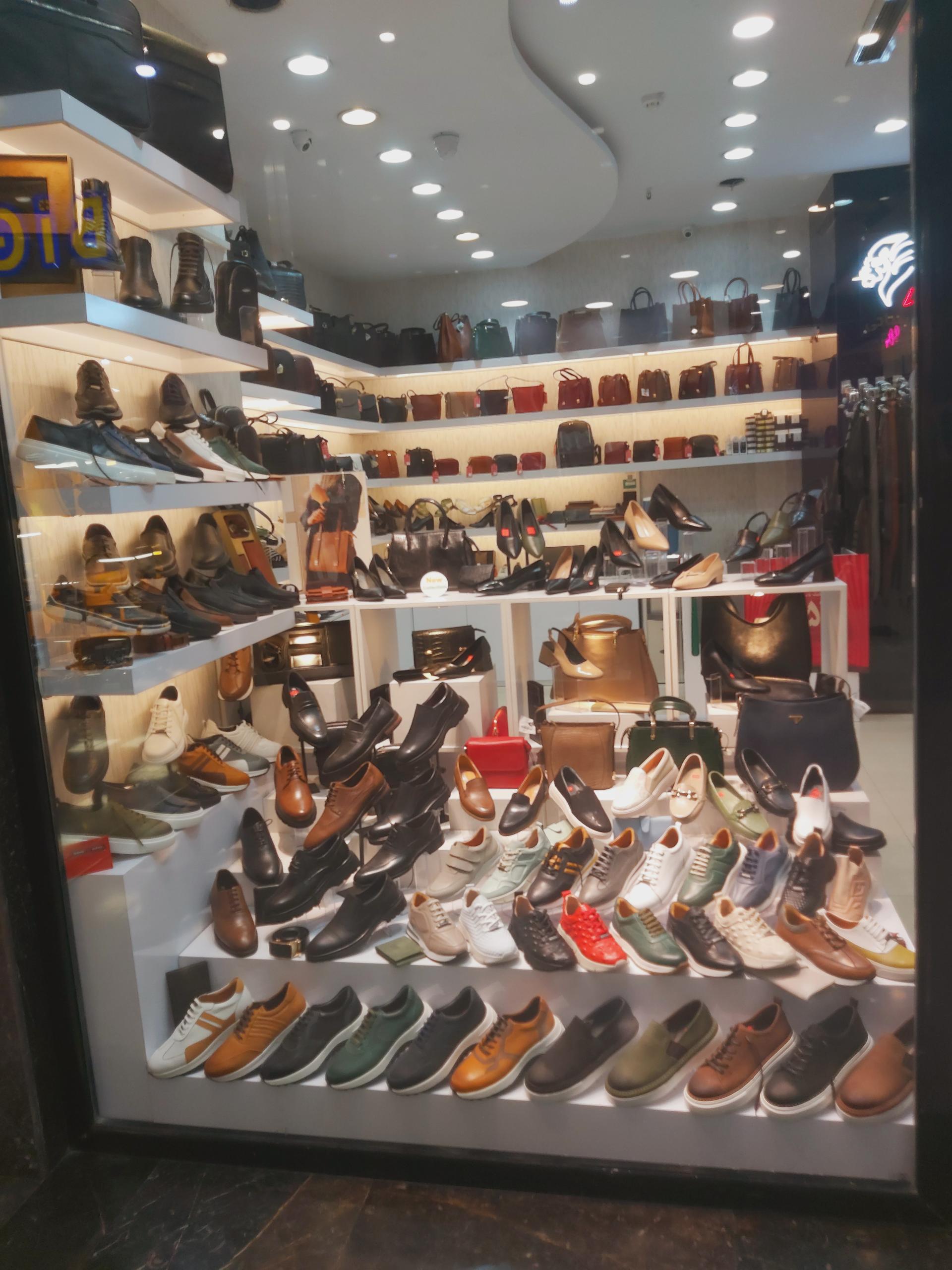 عکس چرم بنتاتی