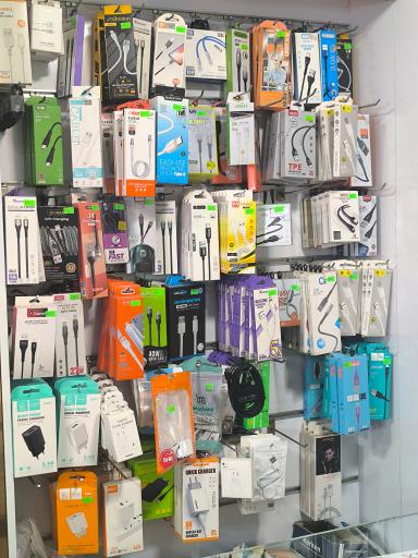 عکس فروشگاه موبایل قسطی جانبی